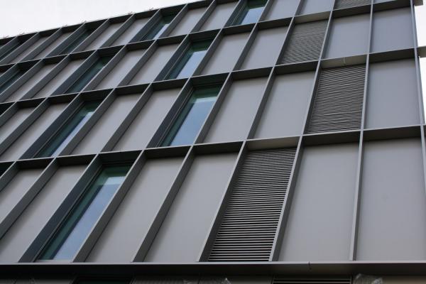 The criteria affecting on aluminium louvres façade cost  