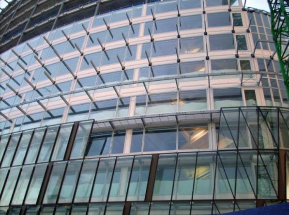 Main curtain wall advantages and disadvantages