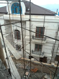  modern style glass railing design for balcony