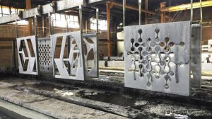 Frameless glass window detail