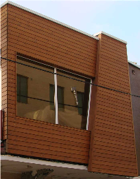 Frameless glass window detail