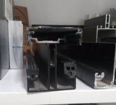 U channel glass façade