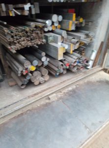 Frameless glass wall profile