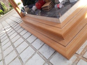 Frameless glass railing installation 