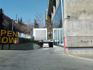 Curtain wall building design