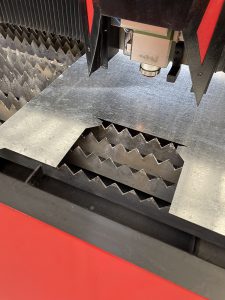 How cut Aluminium laser