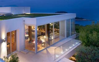Exterior glass walls residential