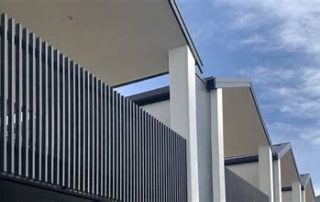 Spindle and box louvre to prevent sunlight and beautify the facade